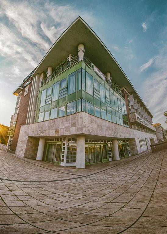 Szent Janos Hotel Mohács المظهر الخارجي الصورة