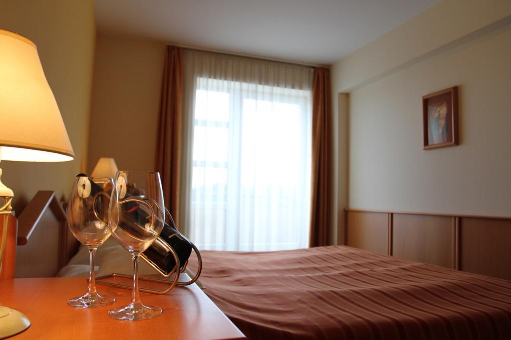 Szent Janos Hotel Mohács الغرفة الصورة